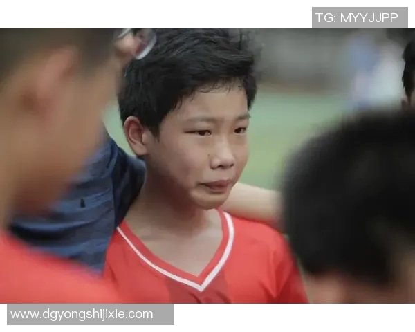 给足球明星写信的挑战与启示：我想对你说的心声与梦想