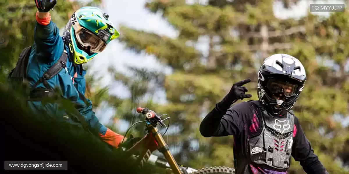 🏀团队协作，每一球都全力以赴！立即加入，点燃你的主场激情🔥